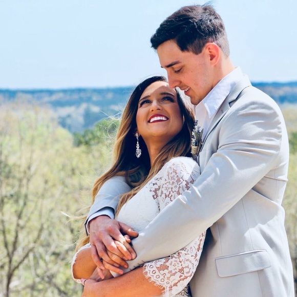 Meet your Posher, Heather - Picture 3 of 4